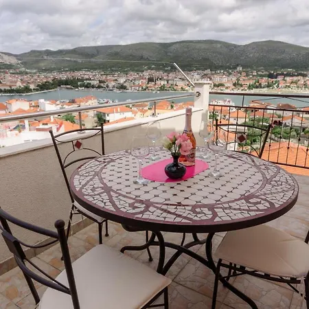 Apartmani Topcic Apartment Trogir