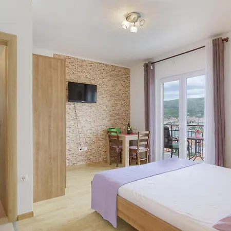 Apartment Apartmani Topcic